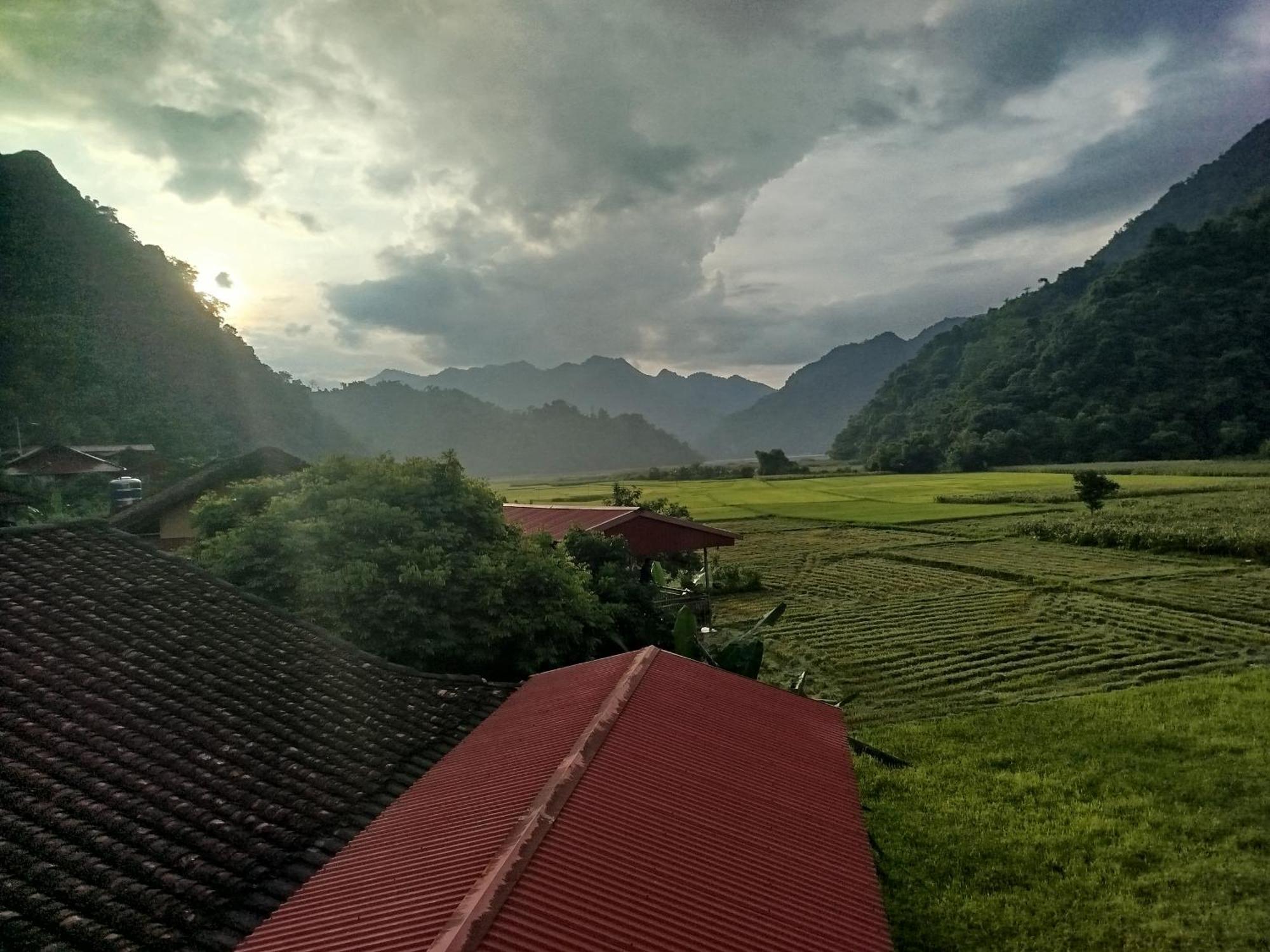 Tran Xuan Homestay Ba Be Экстерьер фото
